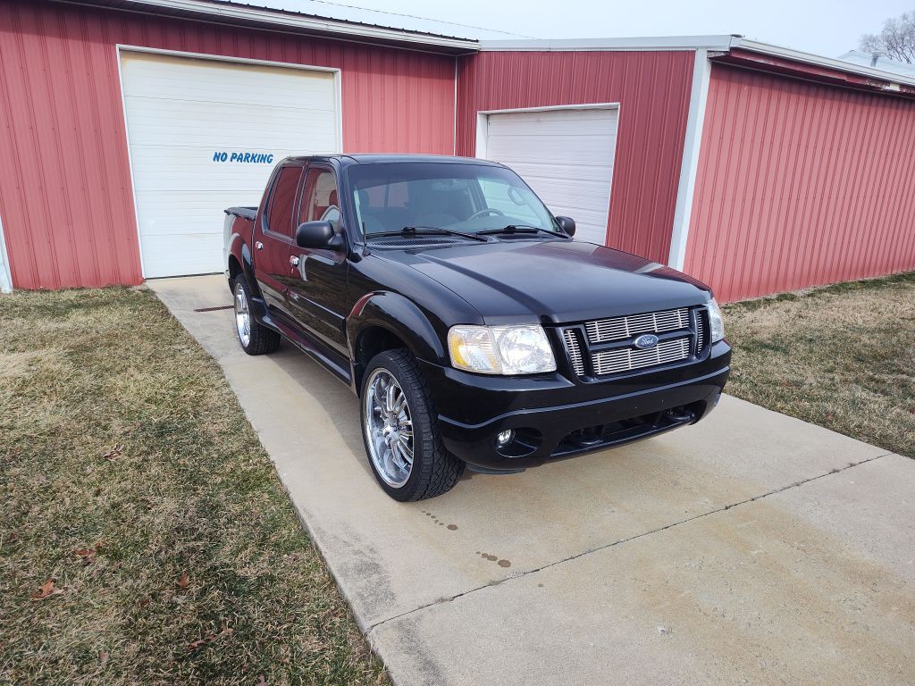 2005 Ford Explorer Image 4