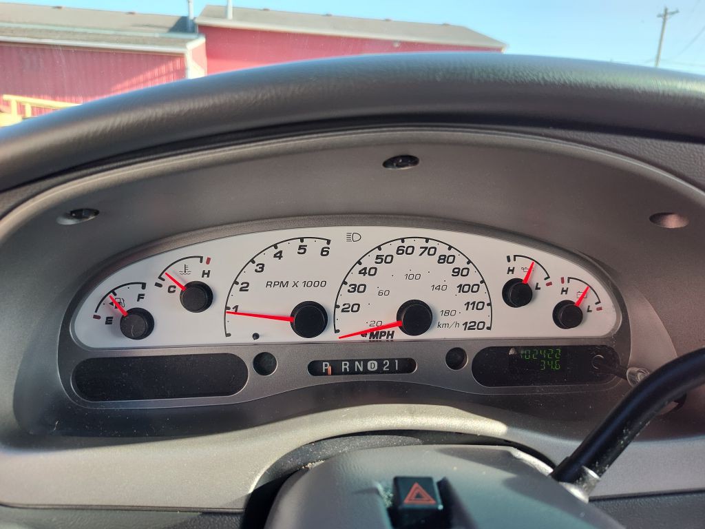 2005 Ford Explorer Image 7