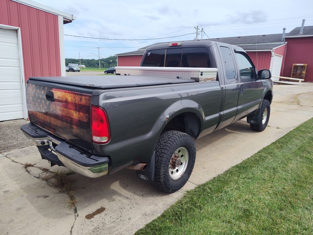 2004 Ford F-250 Image 3