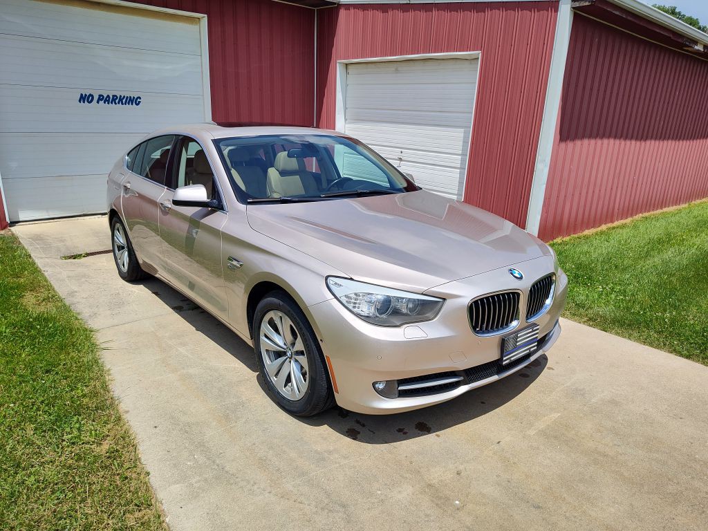 2011 BMW 5 Series Image 4