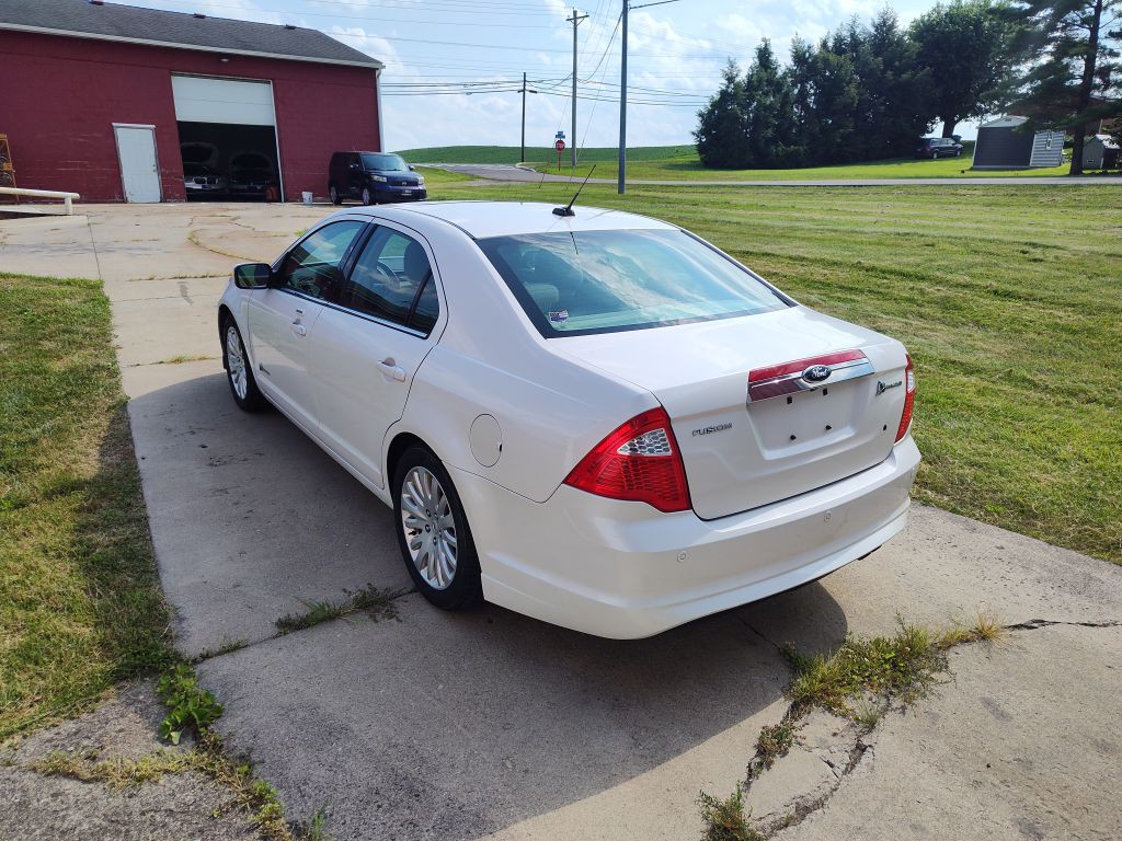 2010 Ford Fusion Image 2