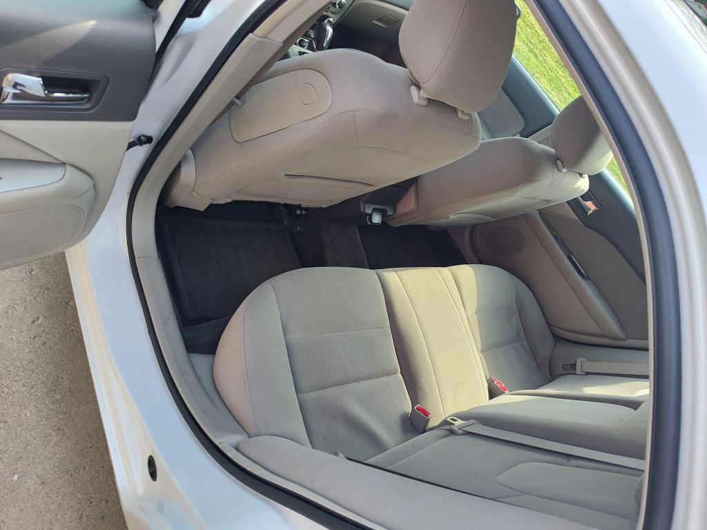 2010 Ford Fusion Image 6
