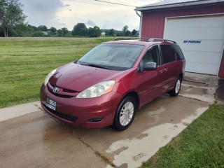 Image for 2007 Toyota Sienna LE ID: 6715350