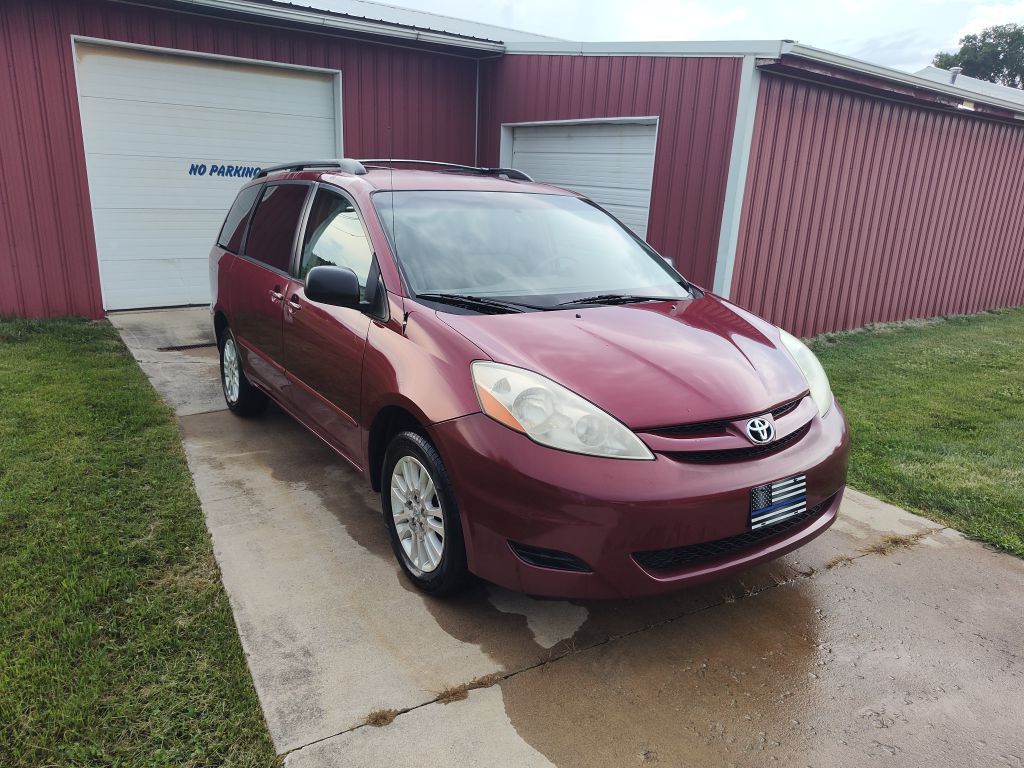 2007 Toyota Sienna Image 4