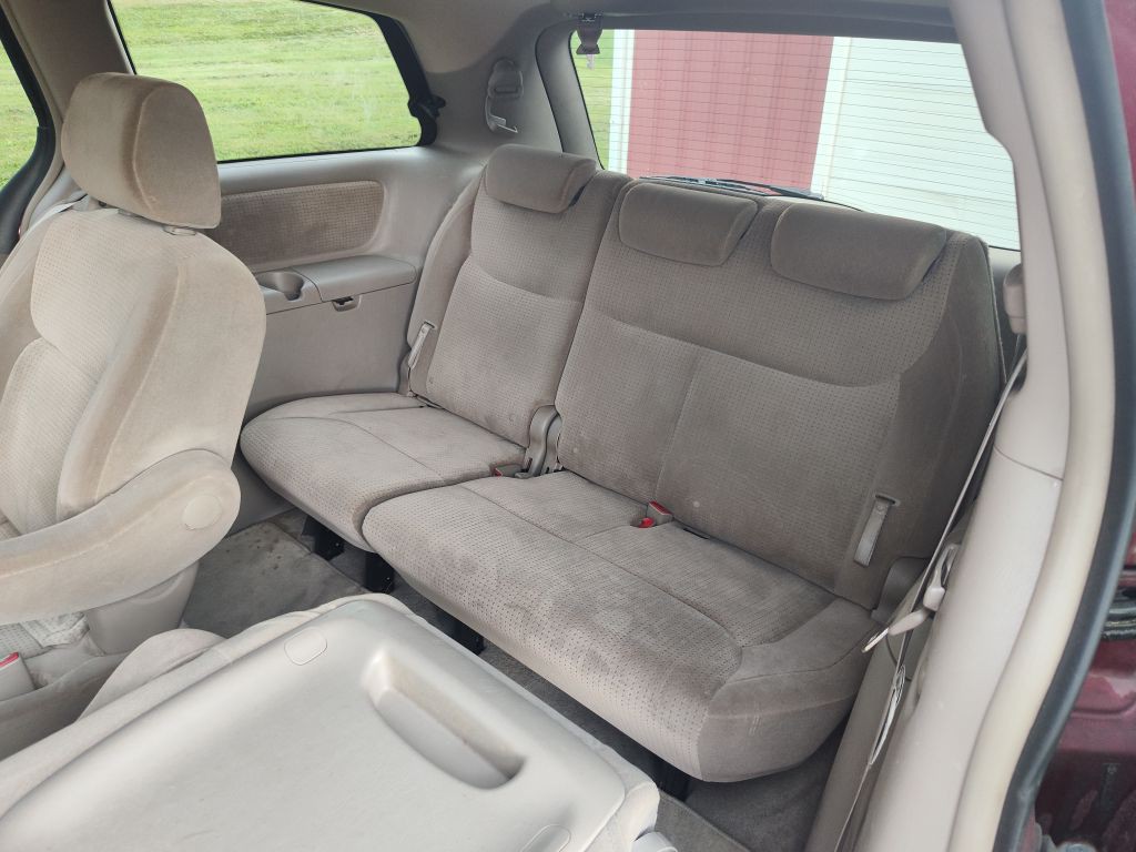 2007 Toyota Sienna Image 7