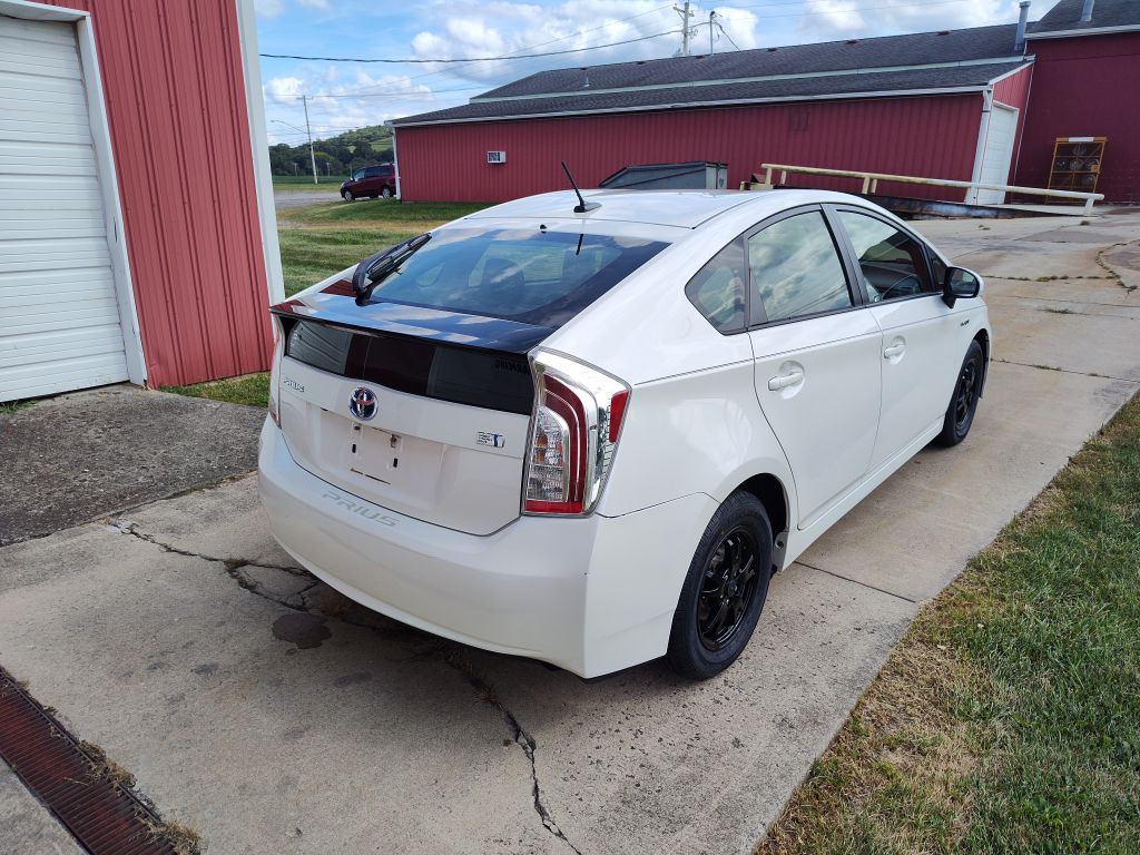 2012 Toyota Prius Image 3