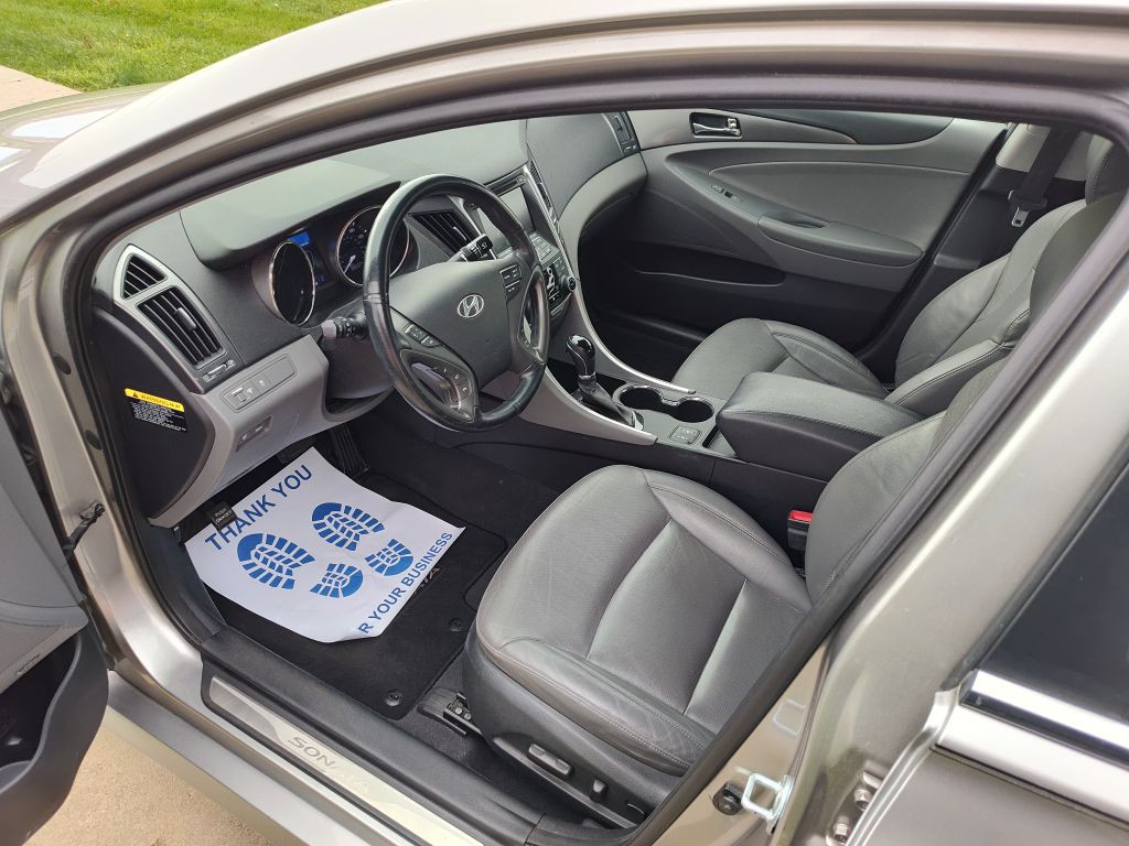 2013 Hyundai Sonata Image 5