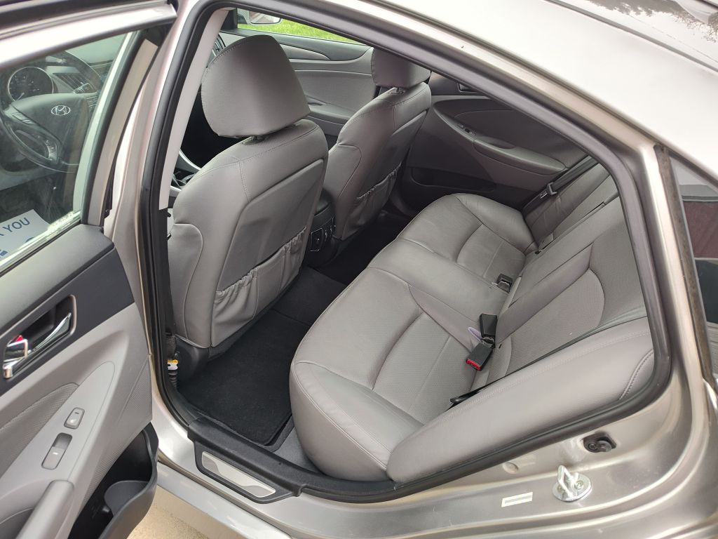 2013 Hyundai Sonata Image 6