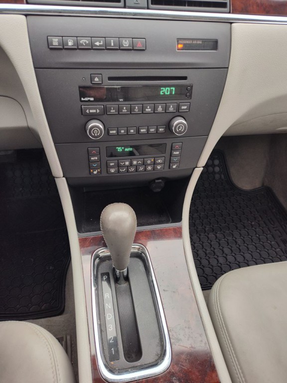 2008 Buick Lacrosse Image 8