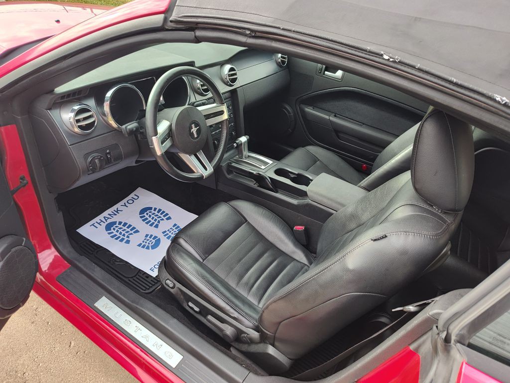 2006 Ford Mustang Image 5