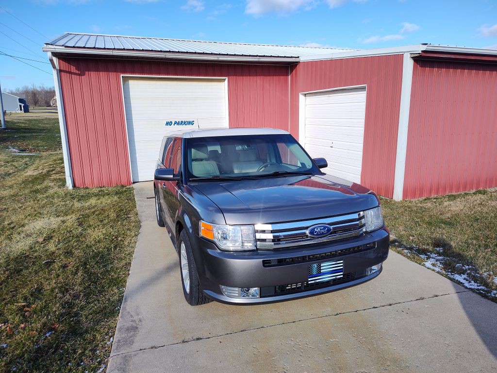 2010 Ford Flex Image 4