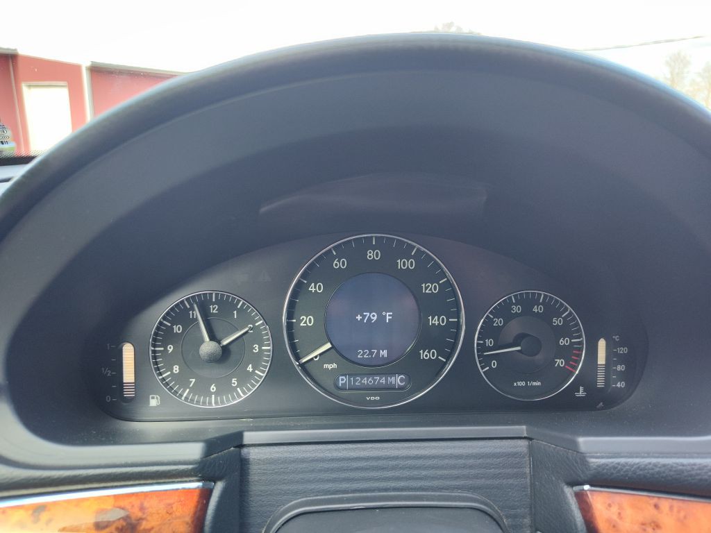 2006 Mercedes-Benz E-Class Image 7