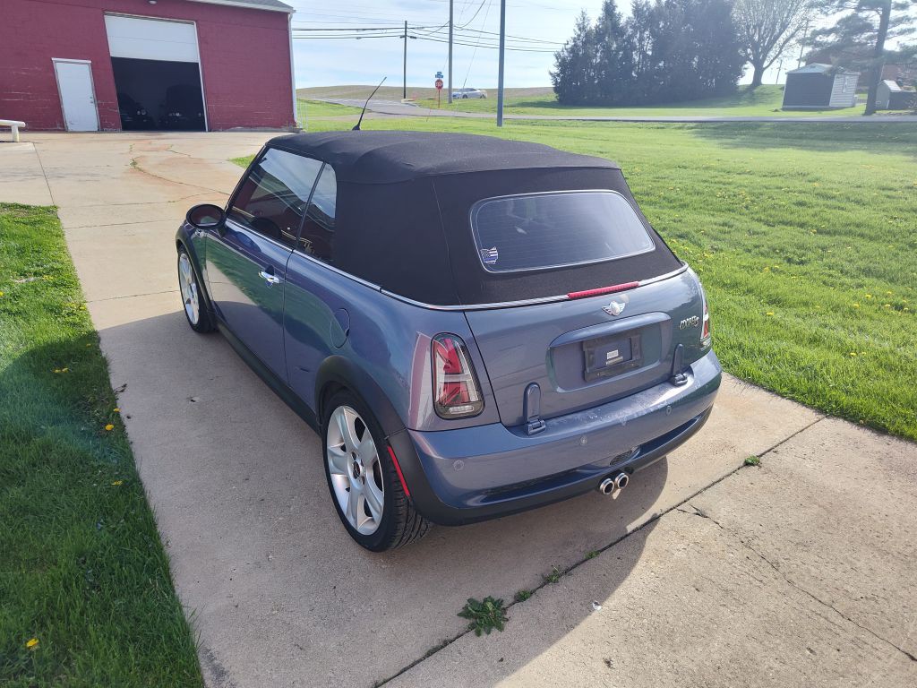 2006 MINI Cooper Image 2