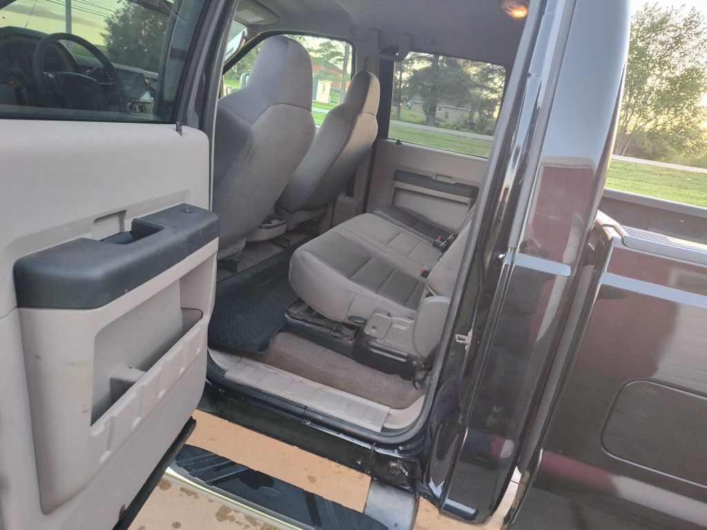 2010 Ford F-350 Image 6