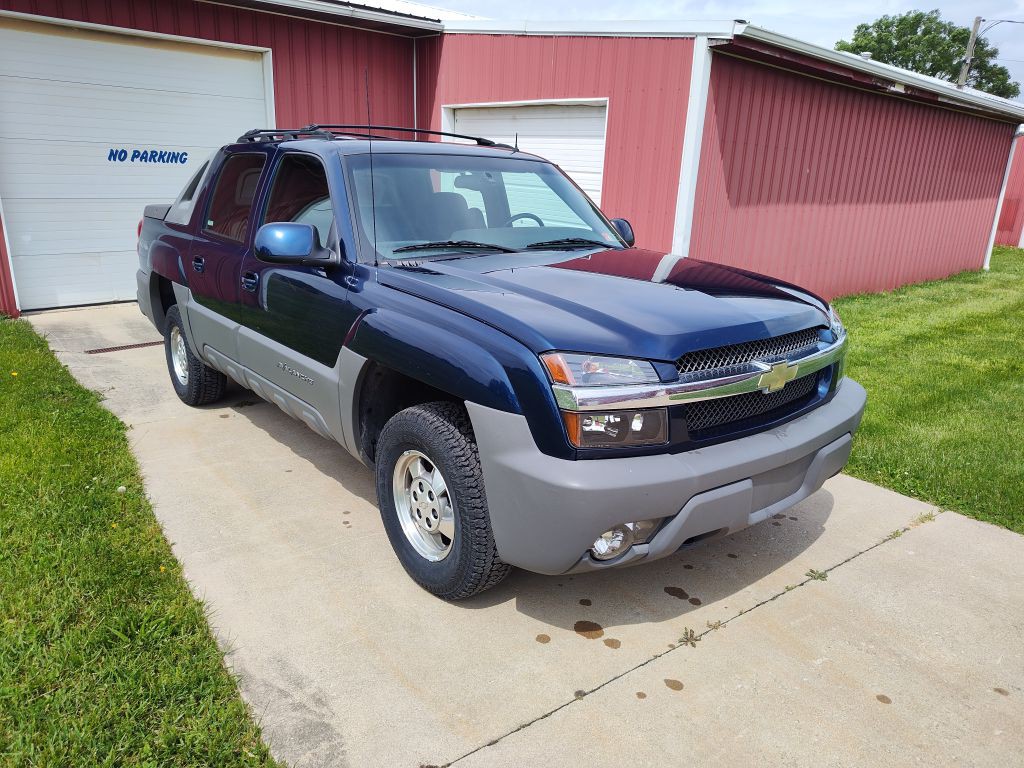 2002 Chevrolet Avalanche Image 4