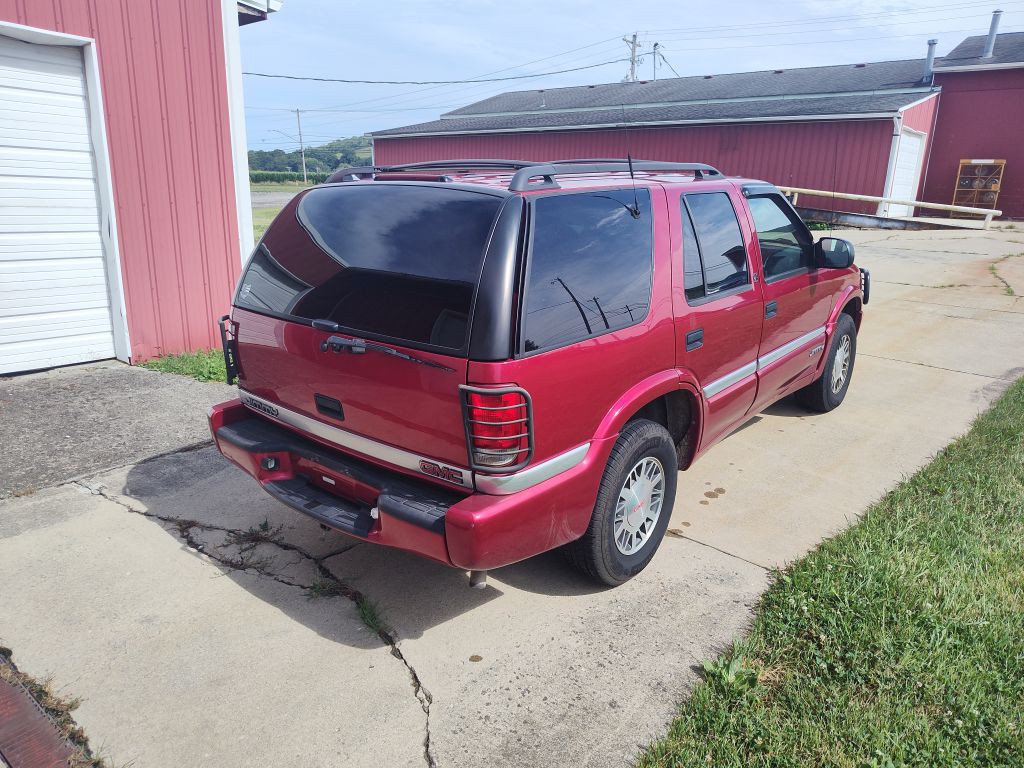 2000 GMC Jimmy Image 3