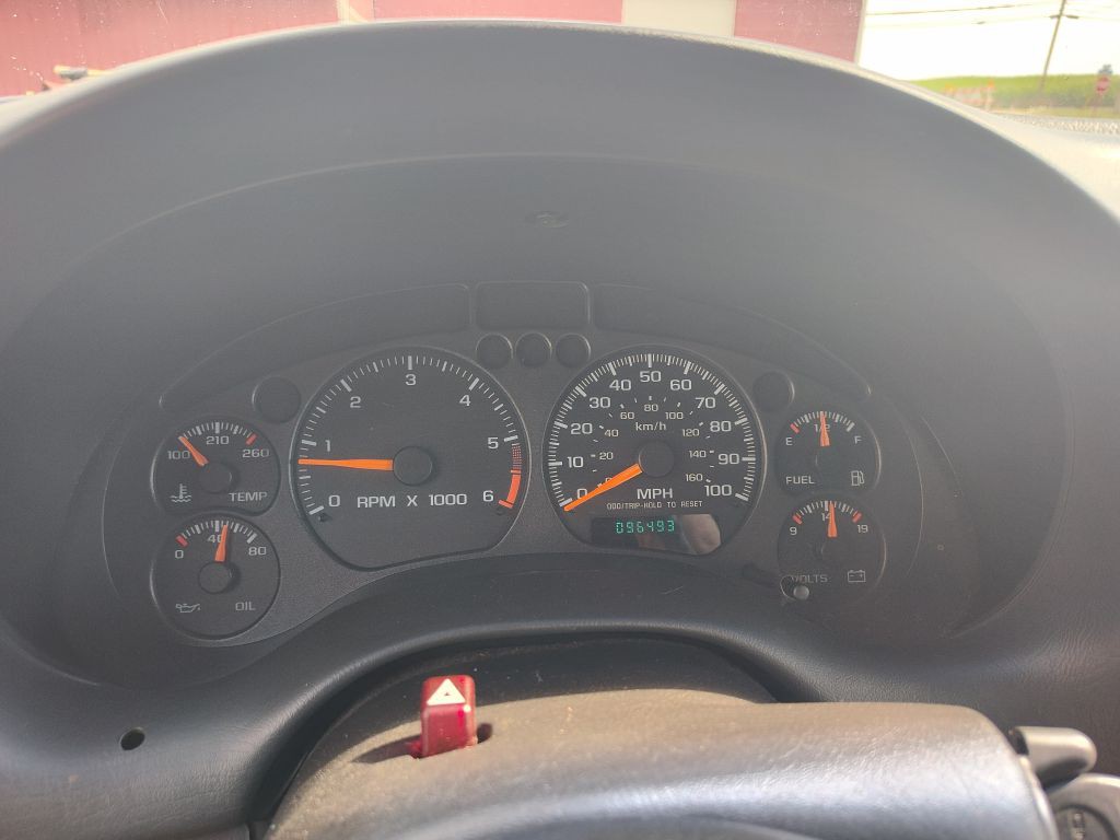2000 GMC Jimmy Image 7