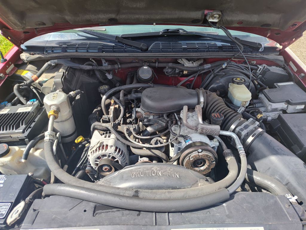 2000 GMC Jimmy Image 9