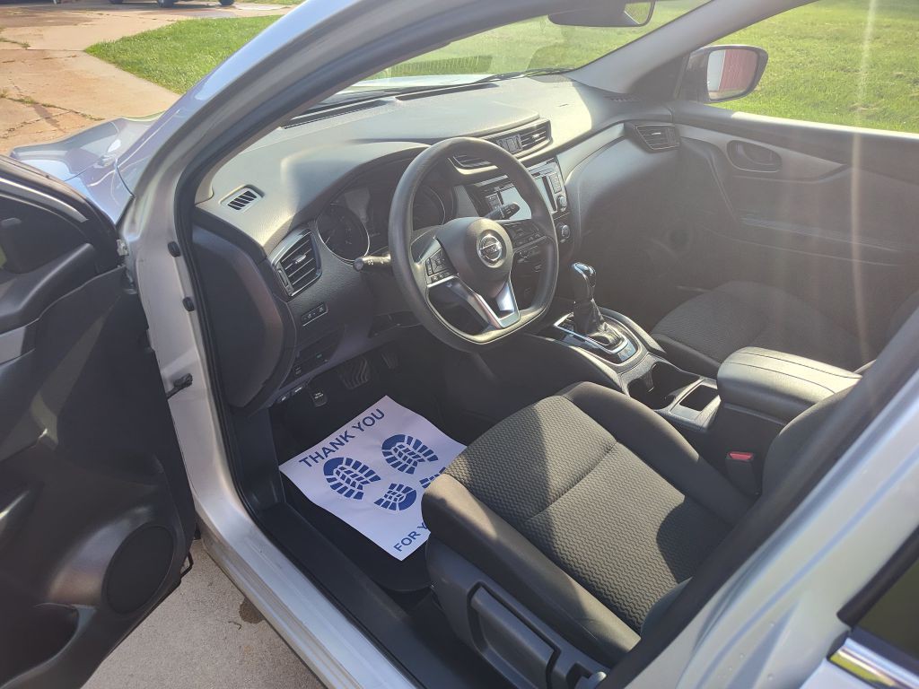 2019 Nissan Rogue Image 5