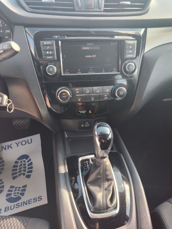 2019 Nissan Rogue Image 8