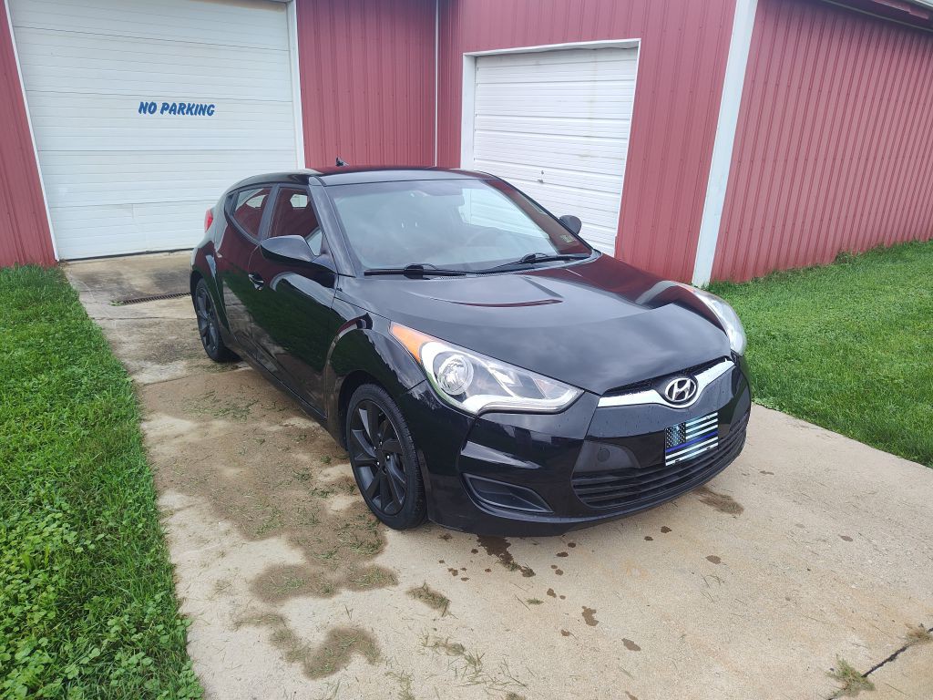 2016 Hyundai Veloster Image 4