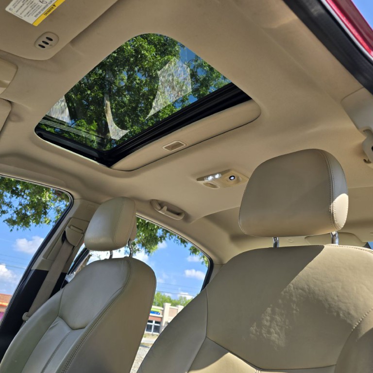 2011 Chrysler 200 Image 13