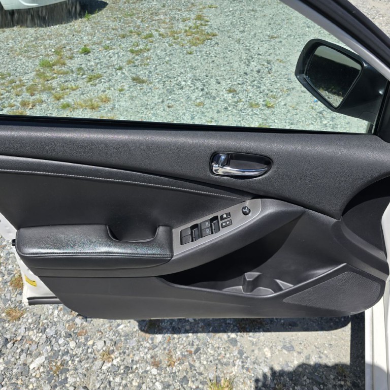2012 Nissan Altima Image 7