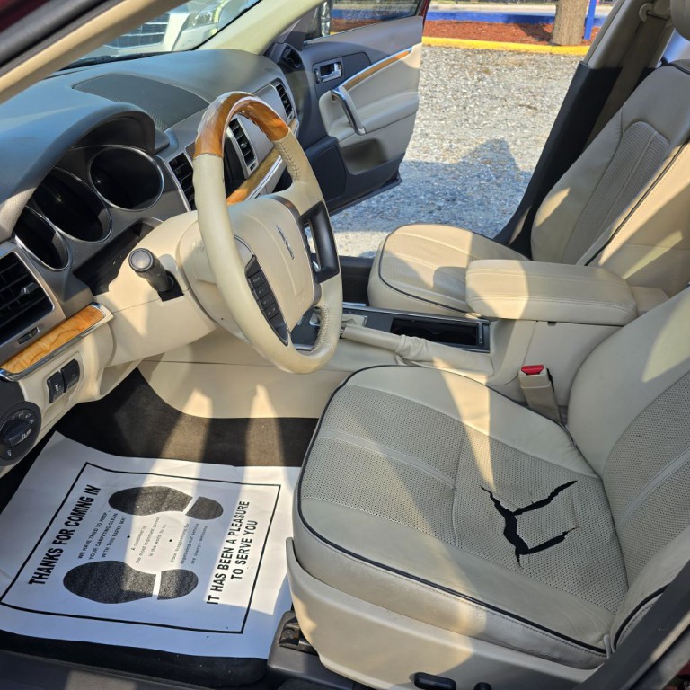 2011 Lincoln MKZ Image 8