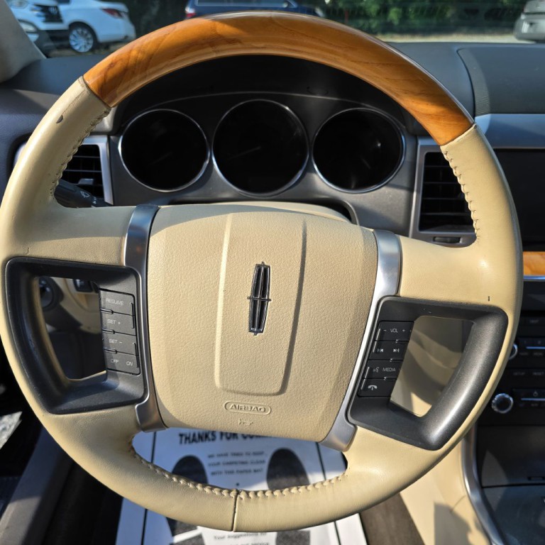 2011 Lincoln MKZ Image 10