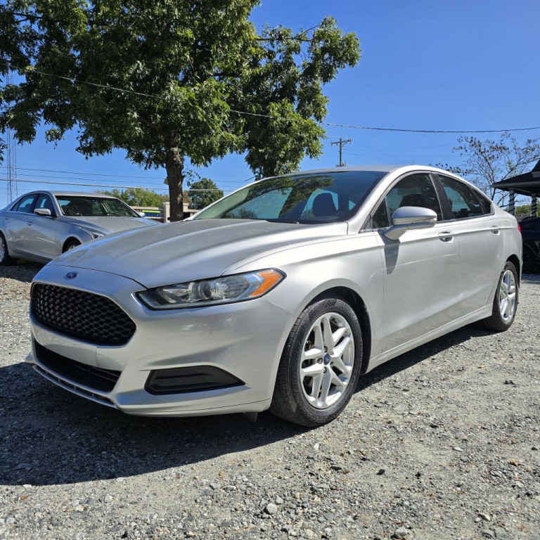 2016 Ford Fusion Image 1