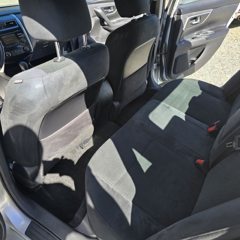 2015 Nissan Altima Image 11