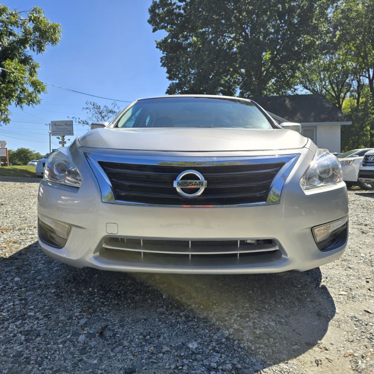 2015 Nissan Altima Image 15