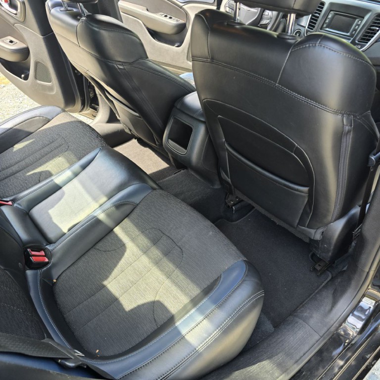 2015 Chrysler 200 Image 14