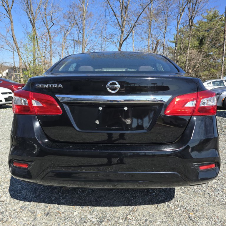 2018 Nissan Sentra Image 5