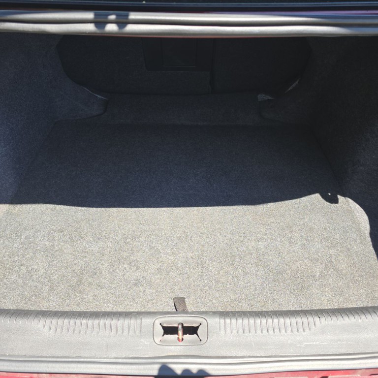 2015 Chrysler 200 Image 16