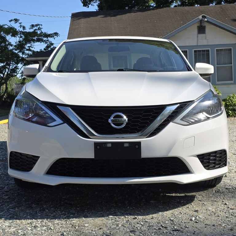 2016 Nissan Sentra Image 2
