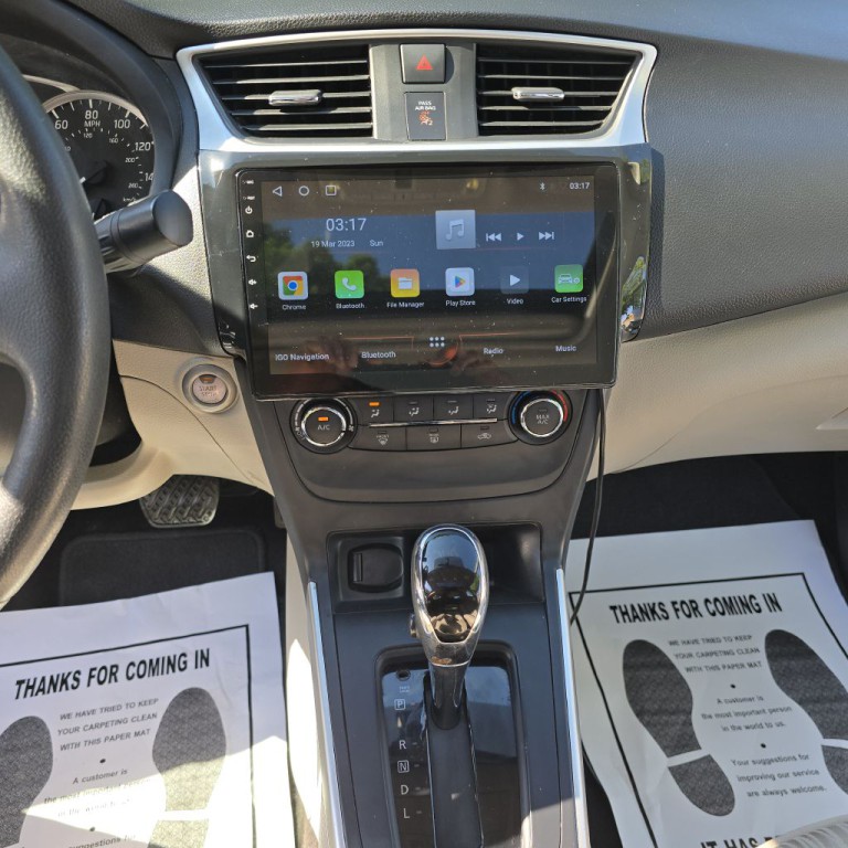 2016 Nissan Sentra Image 10