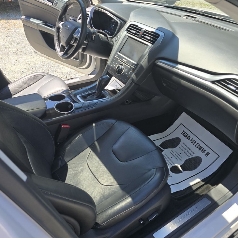 2013 Ford Fusion Image 18