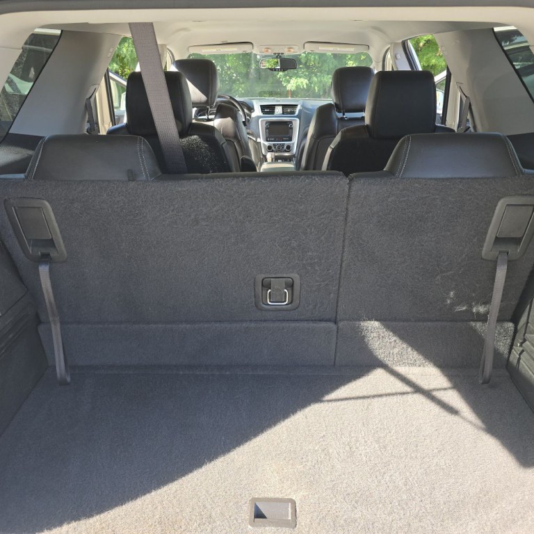 2015 GMC Acadia Image 13