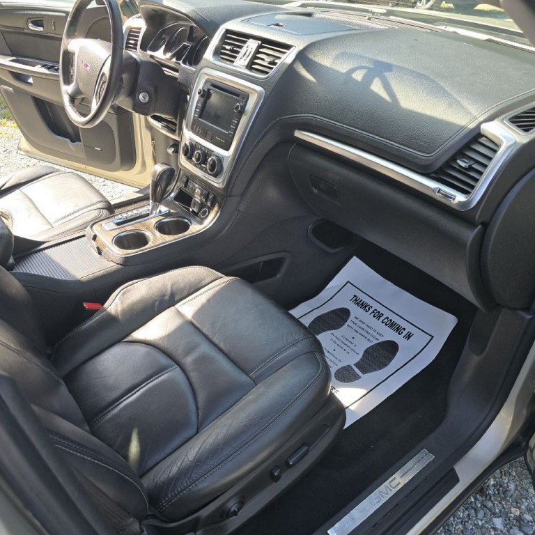 2015 GMC Acadia Image 15