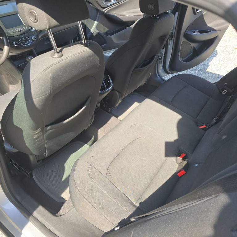 2016 Chevrolet Malibu Image 11