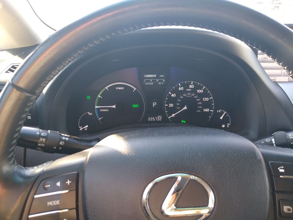 2011 Lexus RX 450h Image 15