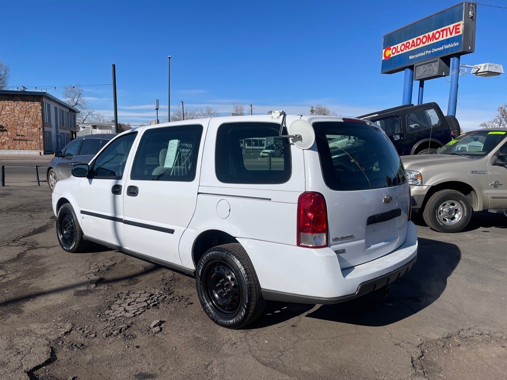 2008 Chevrolet Uplander Image 3