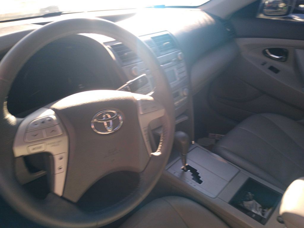 2008 Toyota Camry Image 5