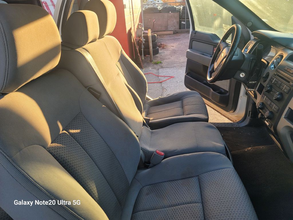 2012 Ford F-150 Image 11