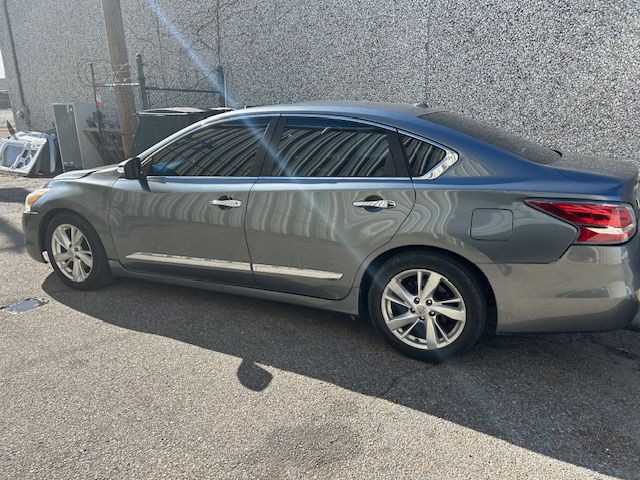 2014 Nissan Altima Image 2