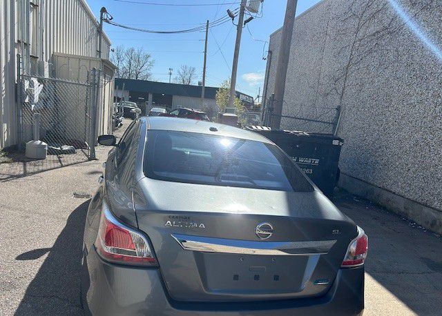 2014 Nissan Altima Image 3