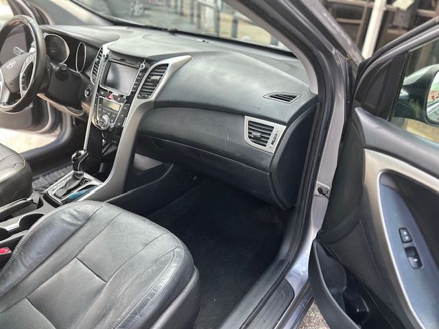 2013 Hyundai Elantra Image 12