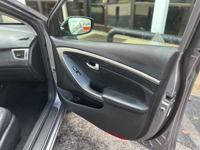 2013 Hyundai Elantra Image 13