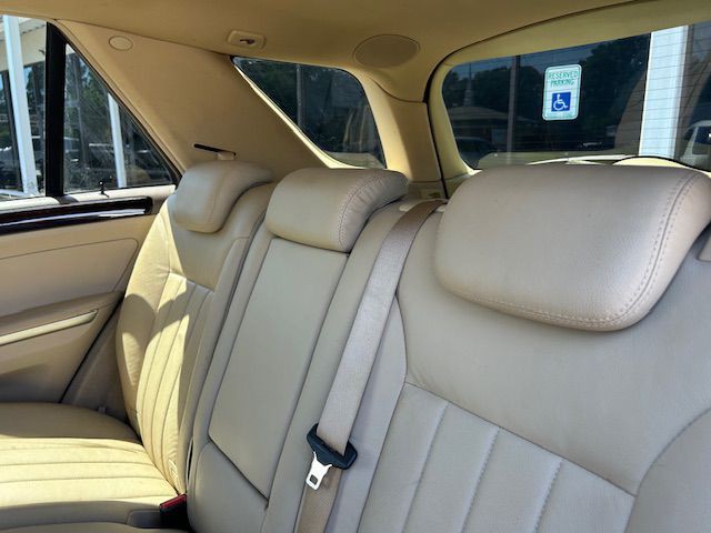 2007 Mercedes-Benz M-Class Image 13